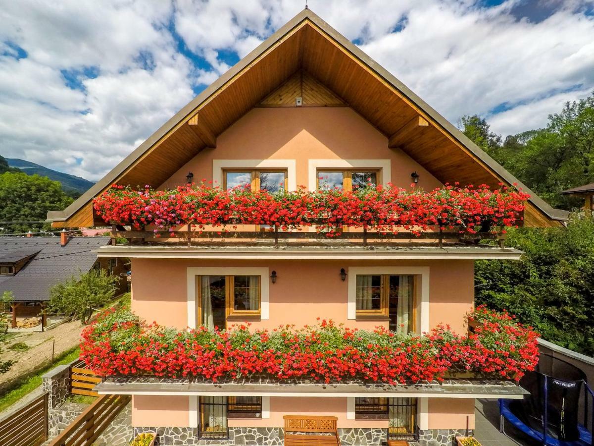 Holiday Home Skalka Mýto pod Ďumbierom Bagian luar foto