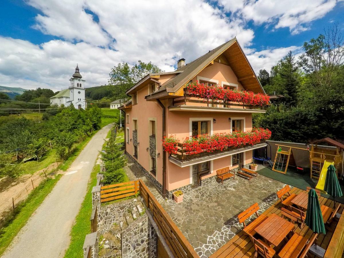 Holiday Home Skalka Mýto pod Ďumbierom Bagian luar foto